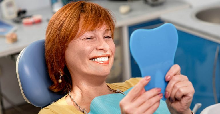 Implante dental dentista Castellón Descubra los beneficios de los implantes dentales de la mano de nuestros especialistas