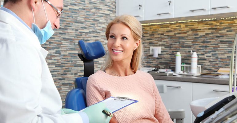 Salud bucodental en la menopausia La salud bucal en la menopausia