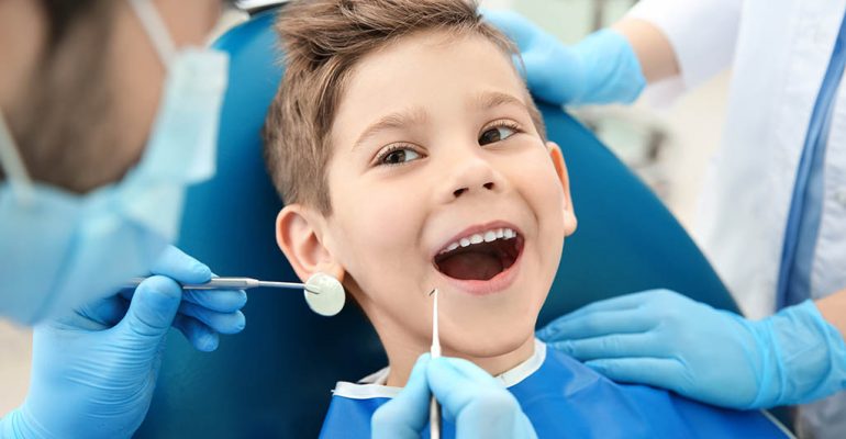 Cuidado de los dientes de los niños Dientes de leche y sus cuidados