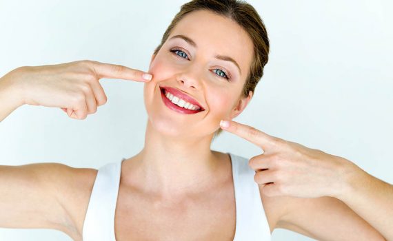 ¿Qué es la sonrisa gingival?