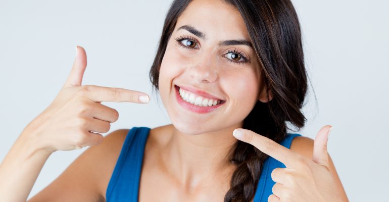 carillas-dentales ¿Qué son las carillas? El secreto mejor guardado de los famosos